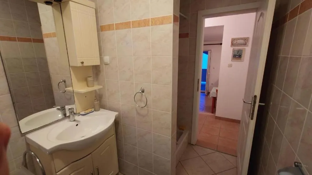 Apartment Relax Mandre Hırvatistan
